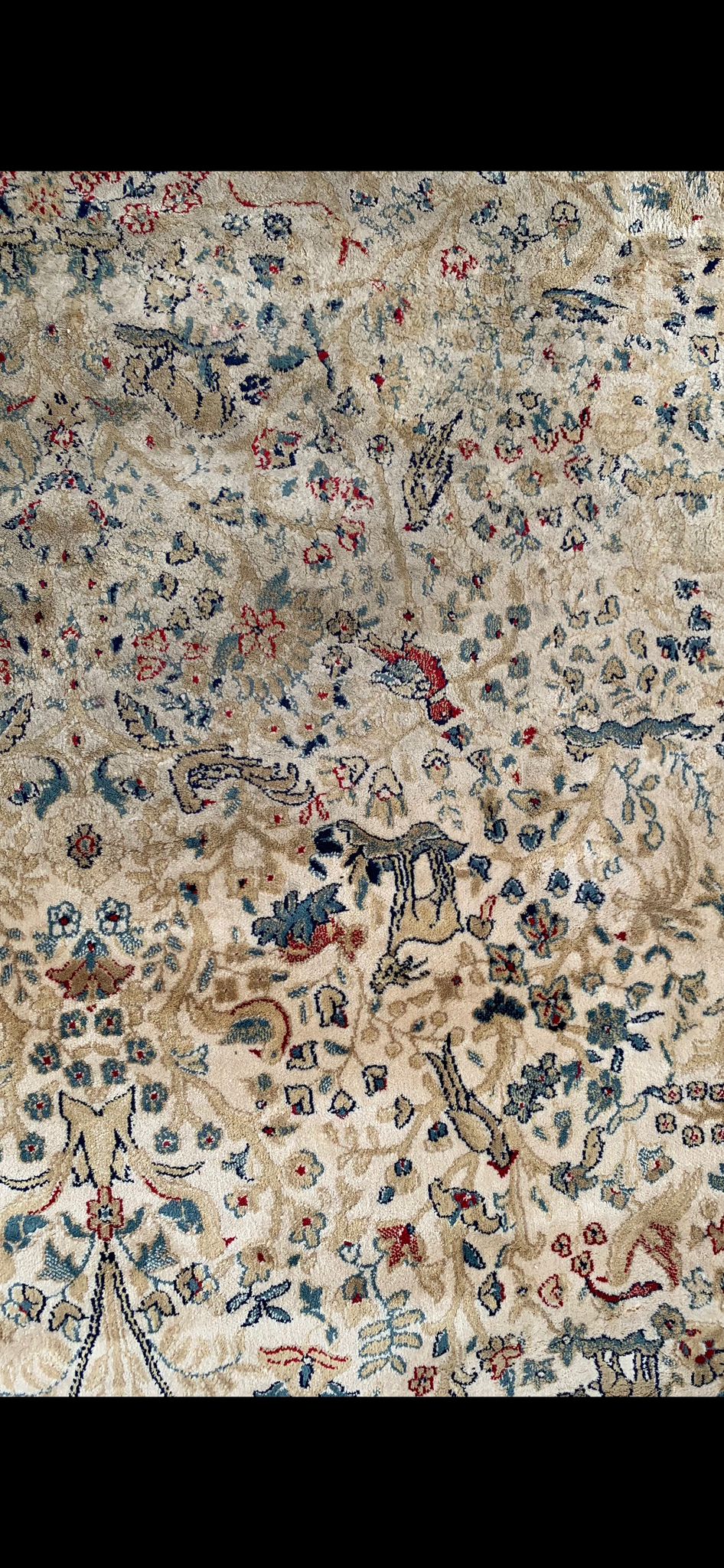 Tapis lavé et restauré en atelier