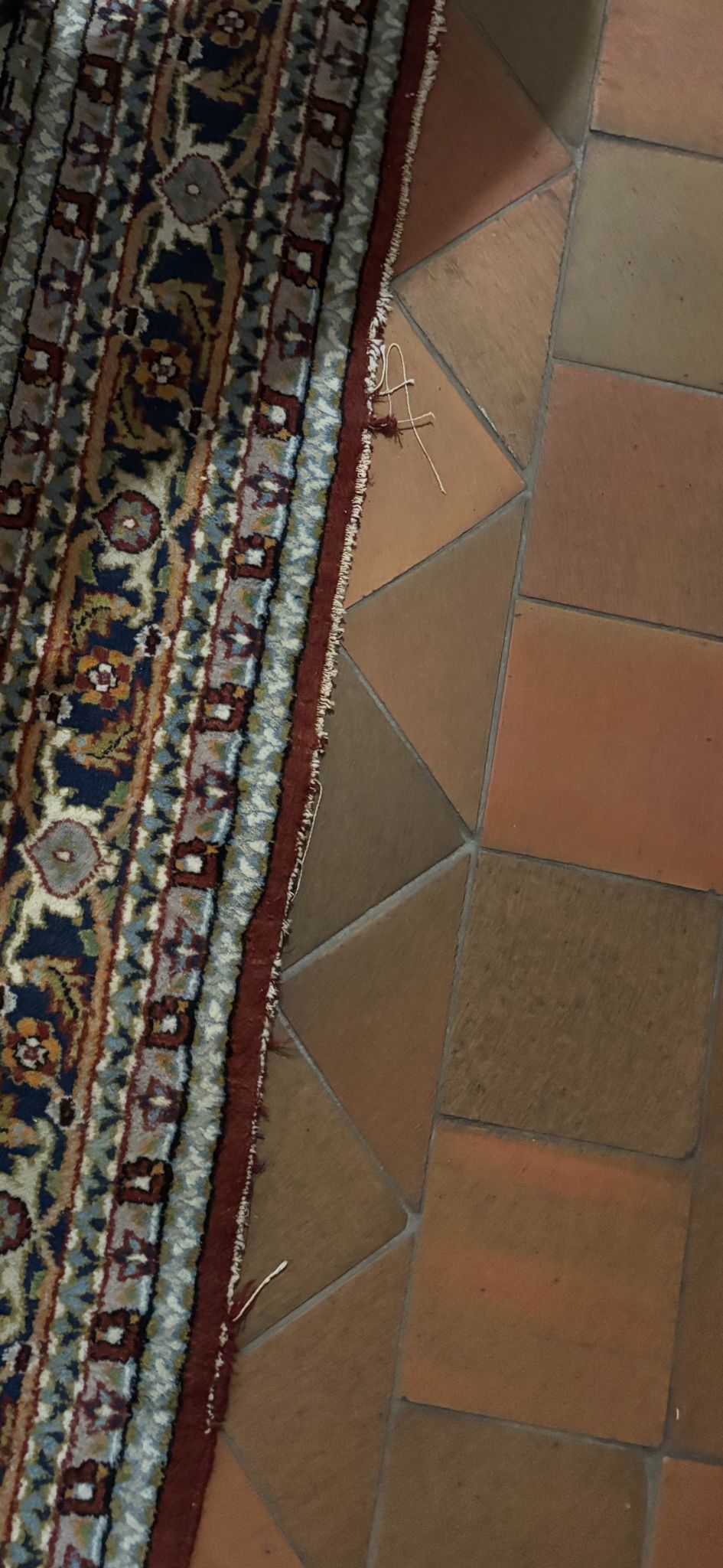 Tapis lavé et restauré en atelier