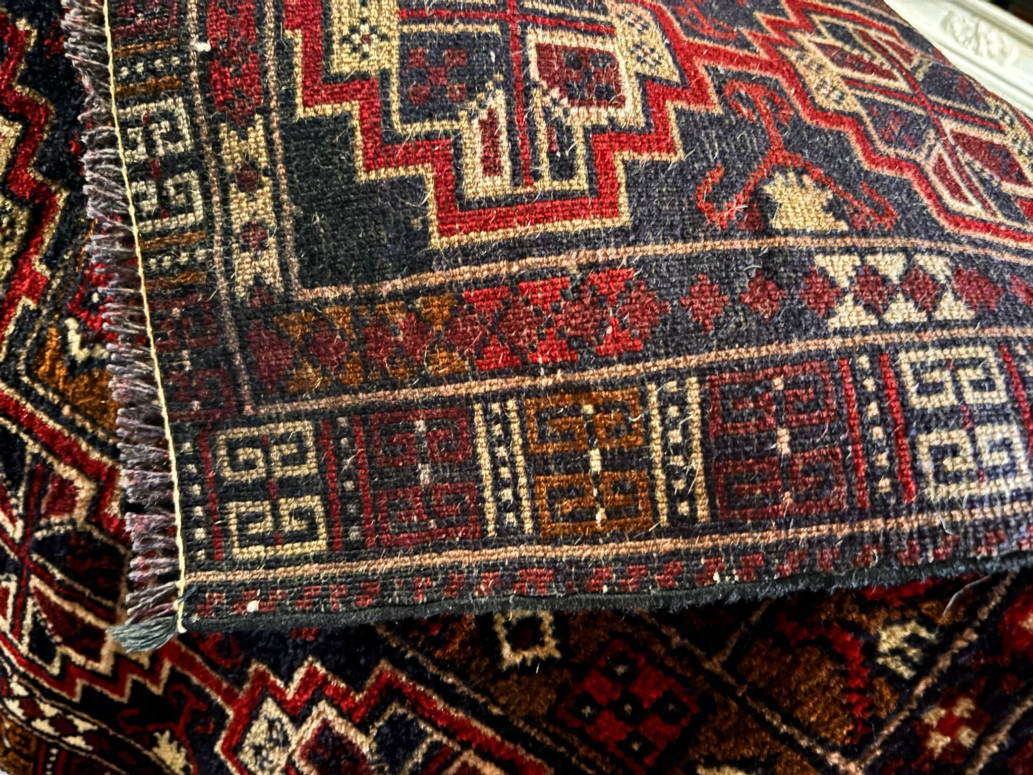 Tapis lavé et restauré en atelier